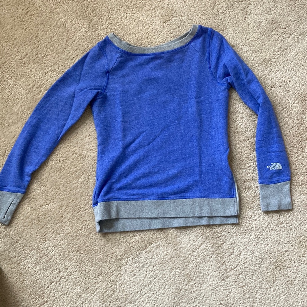 Northface sweatshirt… somewhat boatneck- would layer with tank underneath